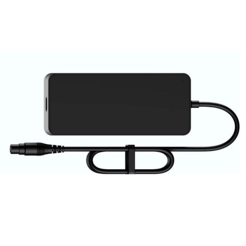 Pikalaturi yhteensopiva Xiaomi 5 MAX, 4 Pro Plus ja 4 Pro MAX, luotettava virtalaehde saehkoepotkulauta  - 1  
