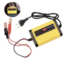 Incarcator baterie 12V 2A pentru baterii plumb-acid 7Ah 12Ah 14Ah 20Ah  - 1 Caracteristici principale  Afisaj LCD digital care a