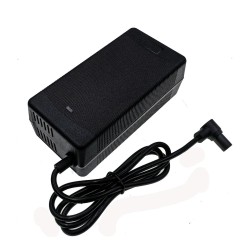 Cargador de carga rápida para patinete Xiaomi 5 Pro  - 4  