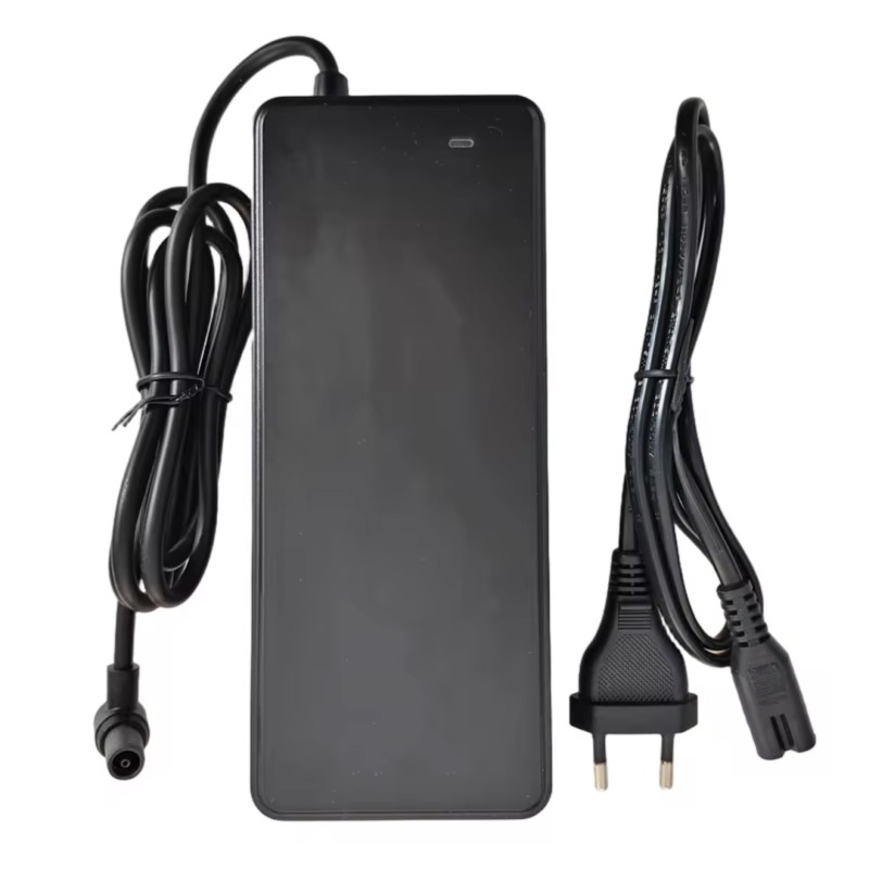 Chargeur rapide compatible NAVEE ST3 ST3 Pro GT3 GT3 Pro GT3 MAX et similaires 120W Navee - 1  Compatible avec NAVEE ST3, ST3 Pr