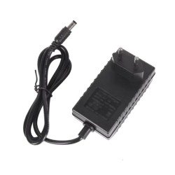 Batterioplader til Navee Easyride 20 E20 E25 Easyride Pro eller lignende  - 1 Kompatibel med Navee Easyride 20, E20, E25, Easyri