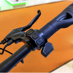 Gâchette d’accélérateur pour trottinettes VSETT APEX 8 / 9 / 10 ou similaire  - 7 Compatible avec VSETT APEX 8, 9 et 10 ou confi