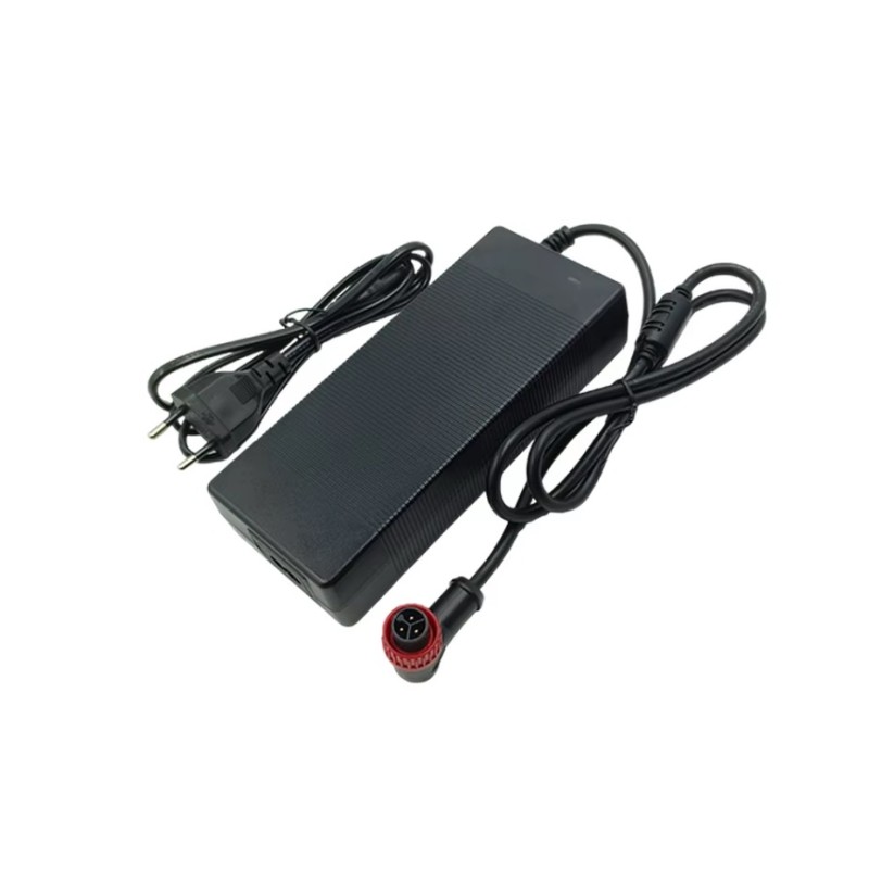 58,8 V 2A 3-kontaktiline laadija AUSOM LEOPARD, DT1 PRO, DT2 PRO, SR1 - elektritõukeratas KROXNE - 1  Ühilduvus: 58,8 V 2A laadi