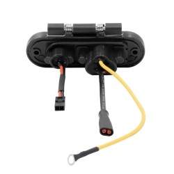 Latausportti Ninebot Max G30:lle Segway - Ninebot - 2 Latausportti Ninebot Max G30:lle Varaosien latausportti Ninebot Max G30:ll