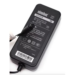 Oryginalna Ladowarka do Ninebot Mini S / Mini S Pro 63V 1.1A 70W Segway - Ninebot - 3 Kompatybilnosc: do Ninebot Mini S i Mini S